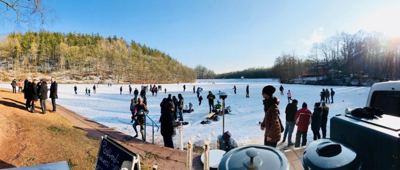 Ferienwohnungen & Campingfaesser Am Kunstteich Wettelrode Exterior photo